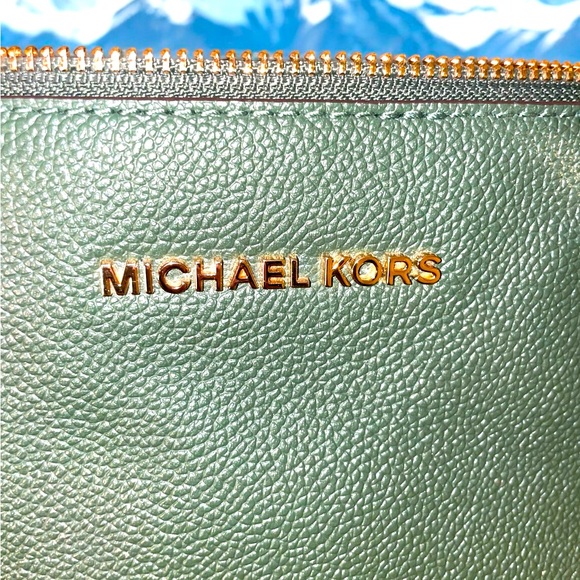 Michael Kors Sierra Large Satchel - NWOT - Picture 3 of 9